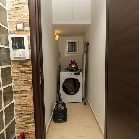 Delmare Kram Vee Apartment Thessaloniki